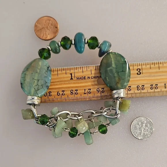Green beads crystals and faux gemstones silver tone double row stretch bracelet - Picture 3 of 5